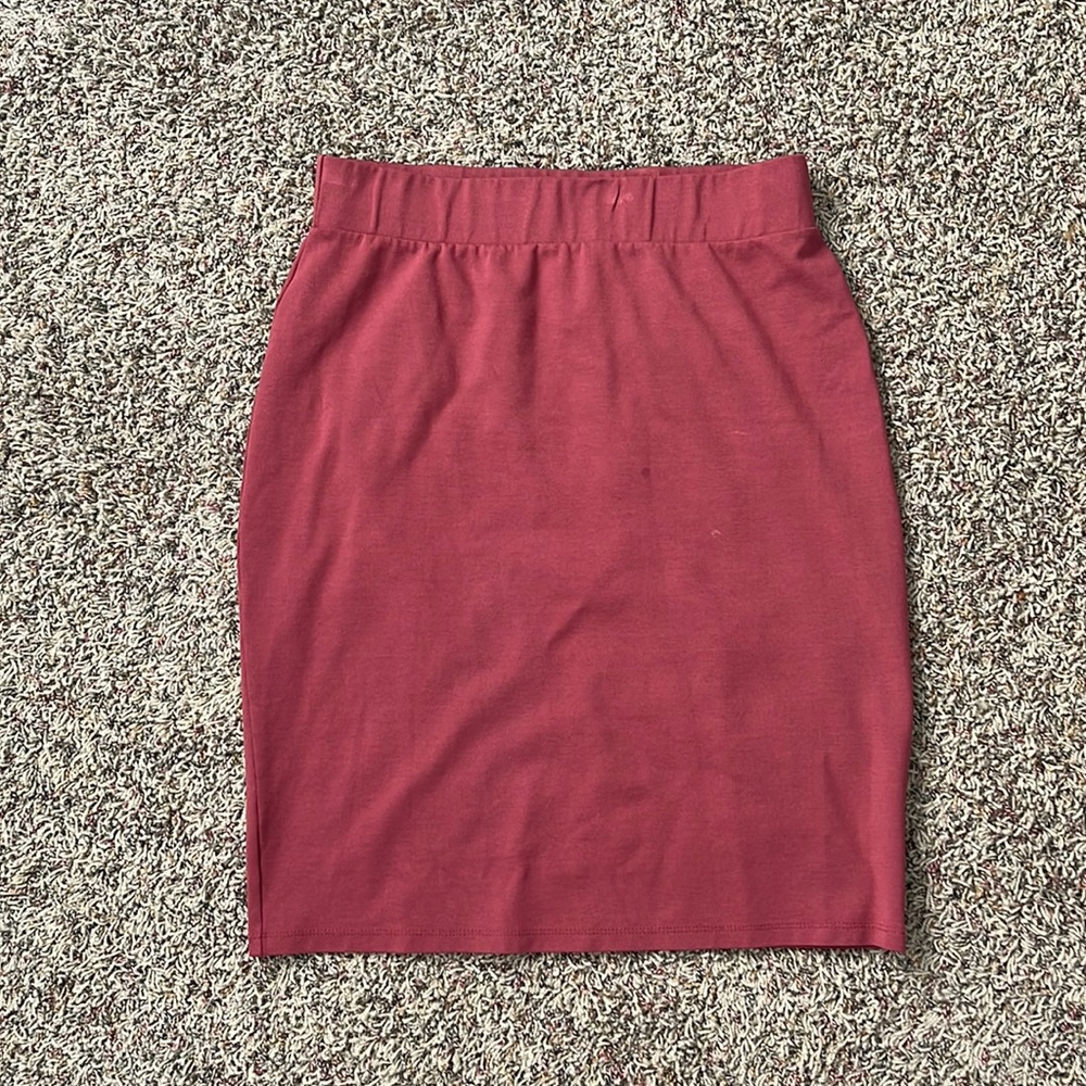 Super comfy pencil skirt from Mikarose